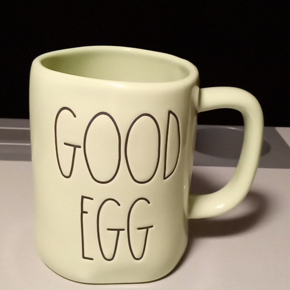 Rae Dunn Easter mug - Picture 2 of 3